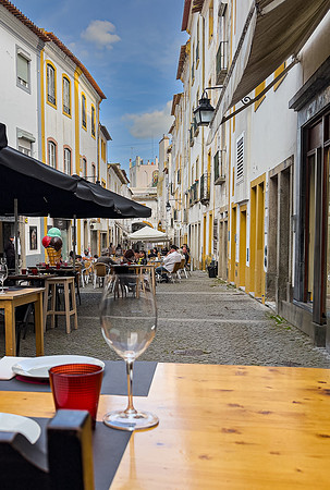 Evora