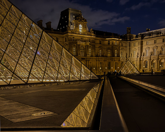 Paris 2025-11
