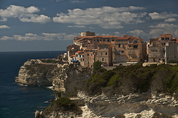 Afternoon Sun, Bonifacio