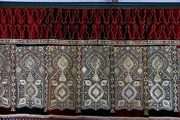 La Grande Mosquee de Paris, Lace