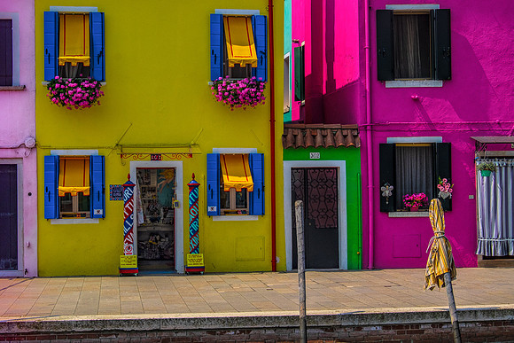 Burano Awnings