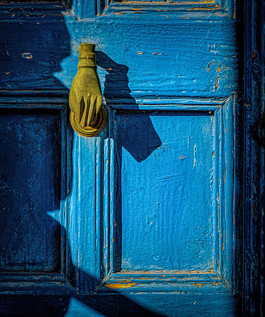 Front Door, Hydra