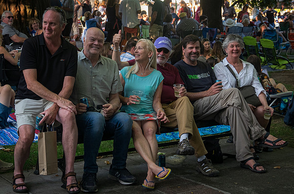 Smilin' Sextet
